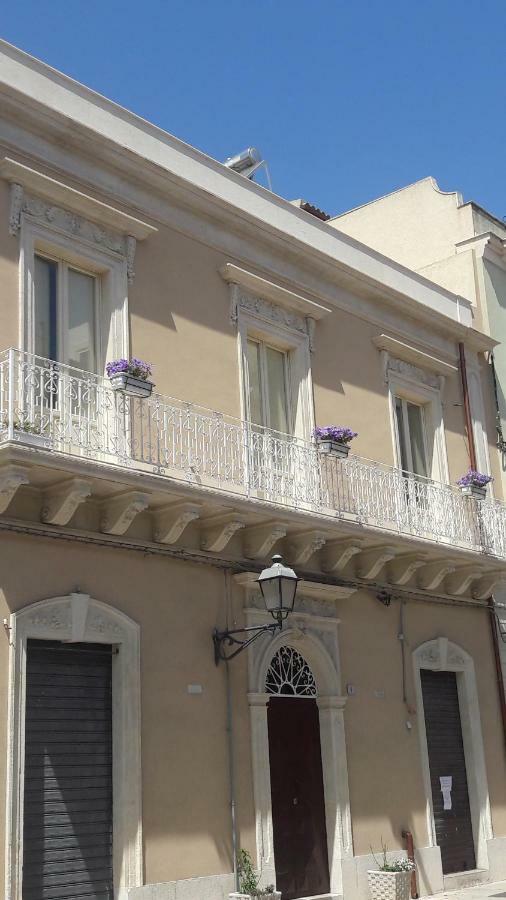 "Suliscenti" Dimora Siciliana B&B Avola Exterior foto