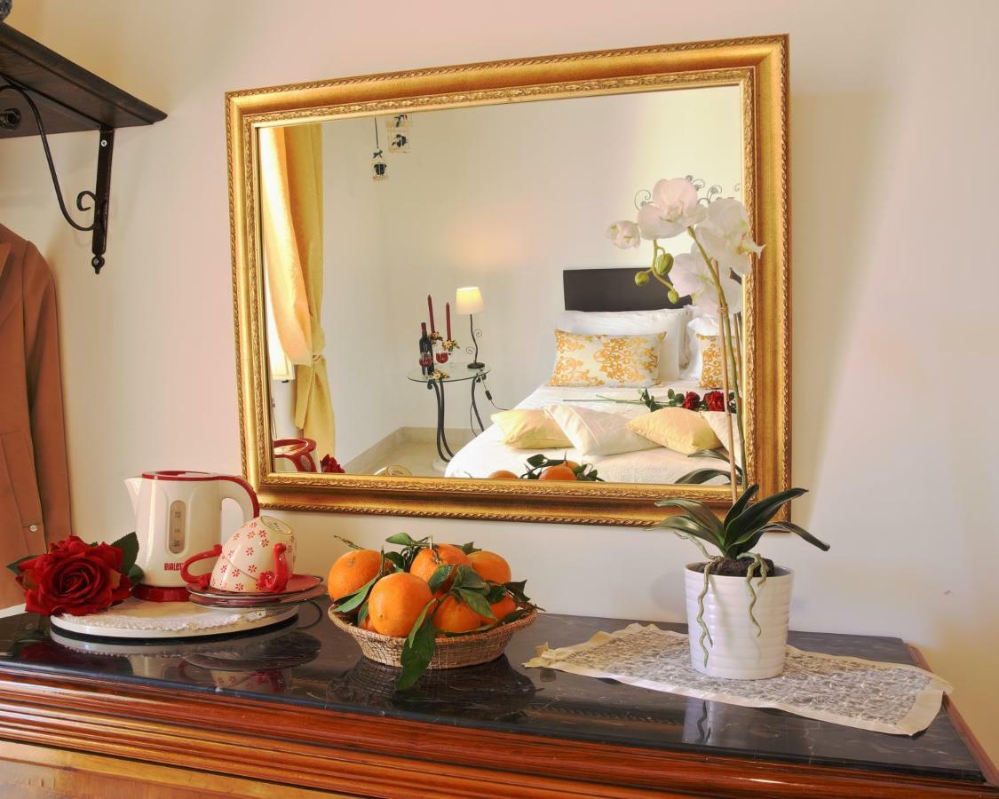 "Suliscenti" Dimora Siciliana B&B Avola Exterior foto